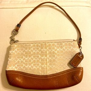 Coach wristlet in very good condition.  No stains.